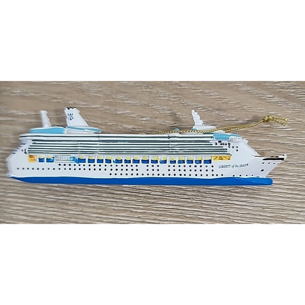 Nation's Treasures 4 3D Genuine 24K Gold Flashed Cruise Ship & 1 Ship Ornaments - Picture 3 of 12